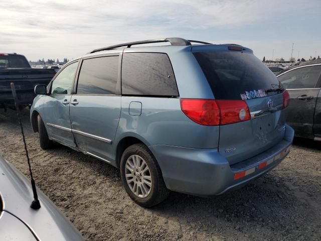 2008 Toyota Sienna XLE