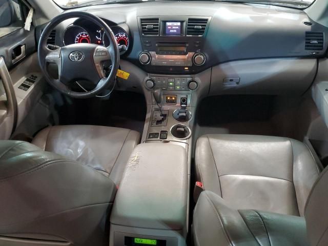 2010 Toyota Highlander SE