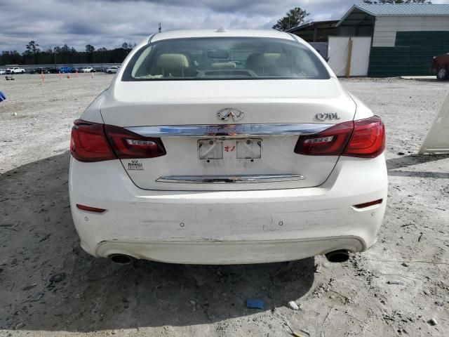 2016 Infiniti Q70 3.7