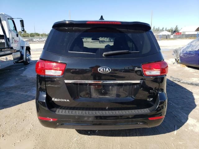 2018 KIA Sedona LX