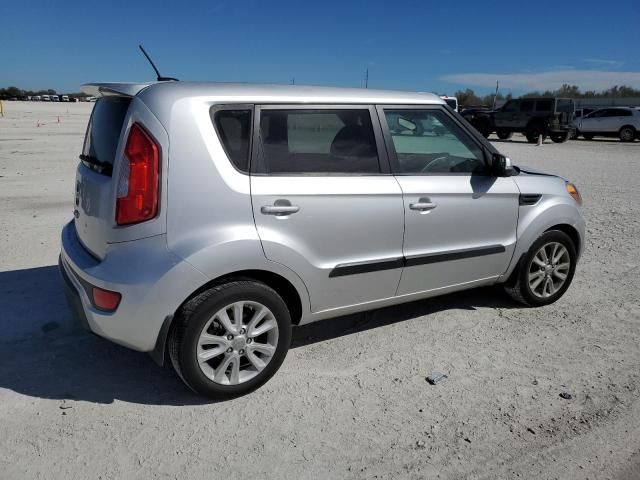 2013 KIA Soul +