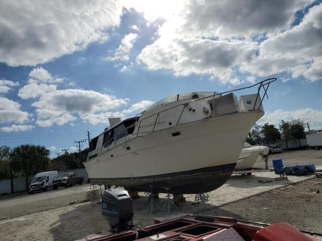 1982 Silverton Boat