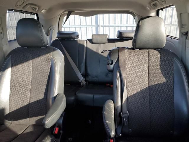 2013 Toyota Sienna Sport