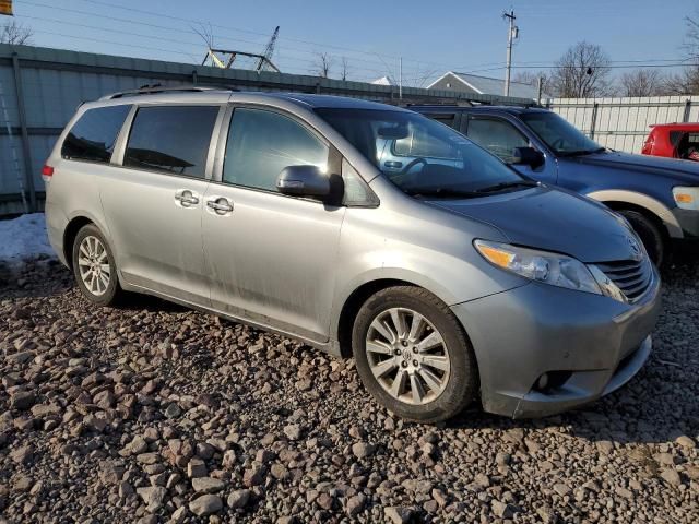 2014 Toyota Sienna XLE