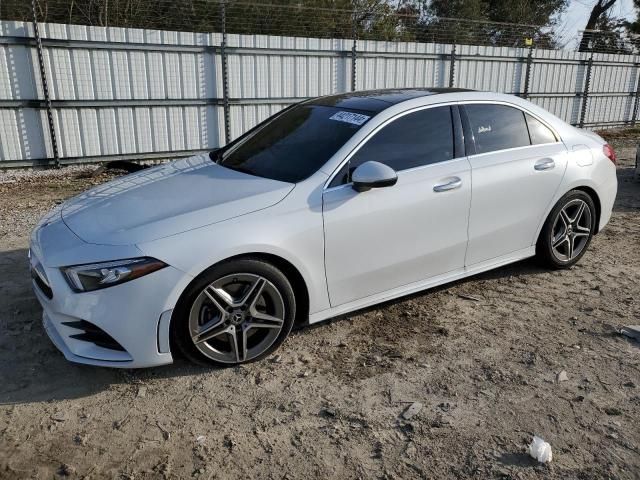 2019 Mercedes-Benz A 220