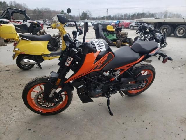 2021 KTM 200 Duke