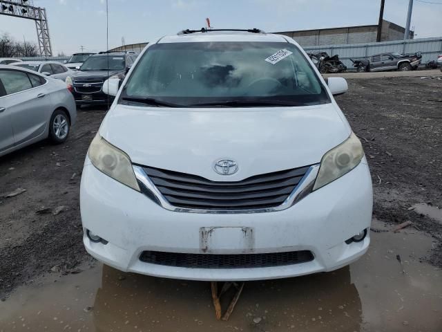 2012 Toyota Sienna XLE