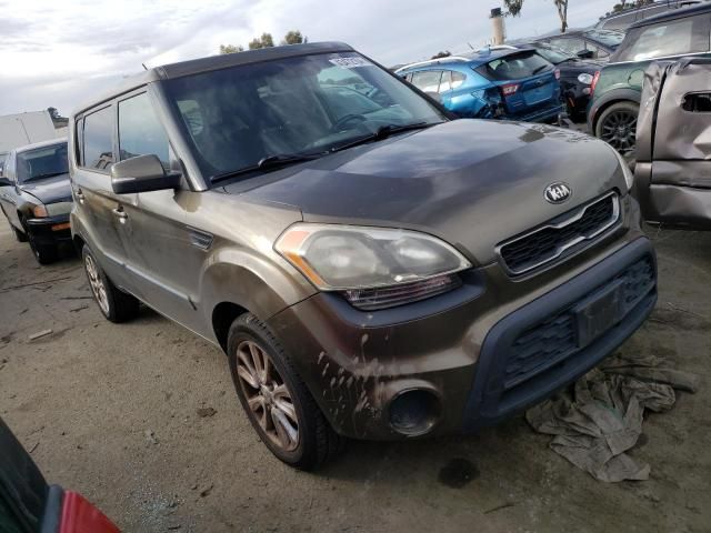 2013 KIA Soul +