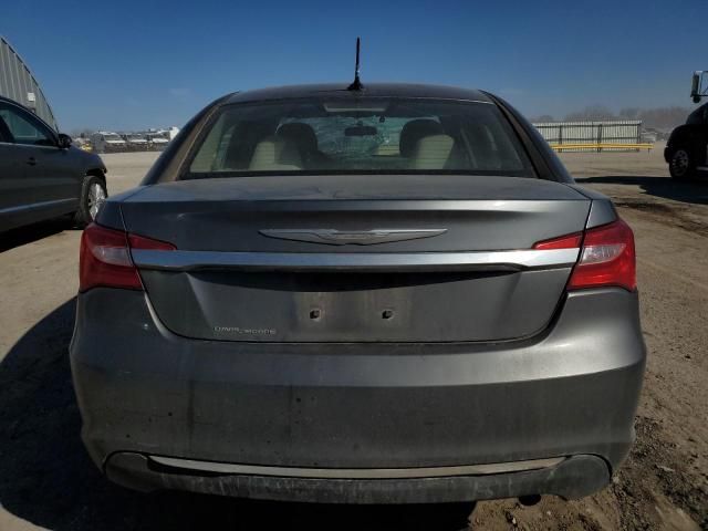 2013 Chrysler 200 Touring