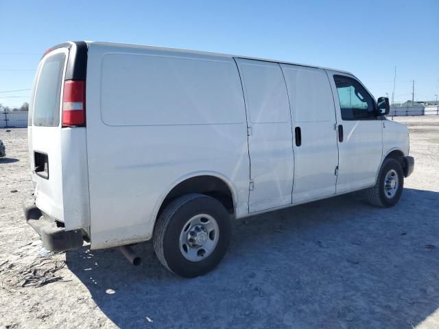 2016 Chevrolet Express G2500