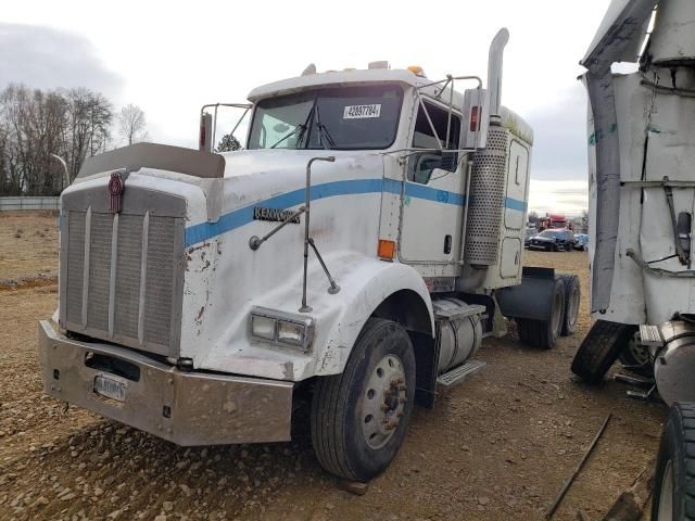 2006 Kenworth Construction T800