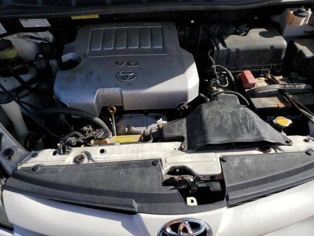 2009 Toyota Sienna XLE