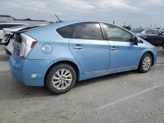 2014 Toyota Prius PLUG-IN