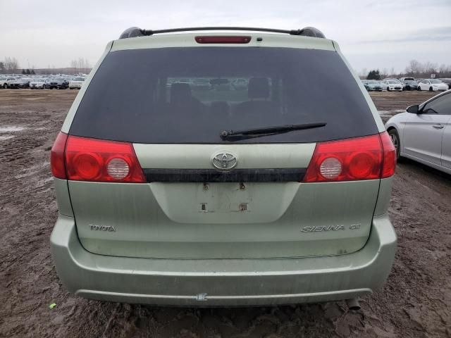 2009 Toyota Sienna CE