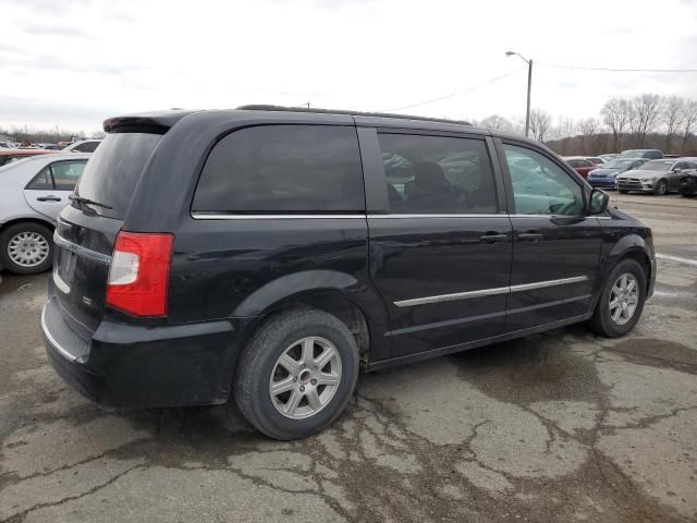 2013 Chrysler Town & Country Touring