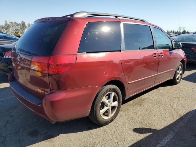 2004 Toyota Sienna CE