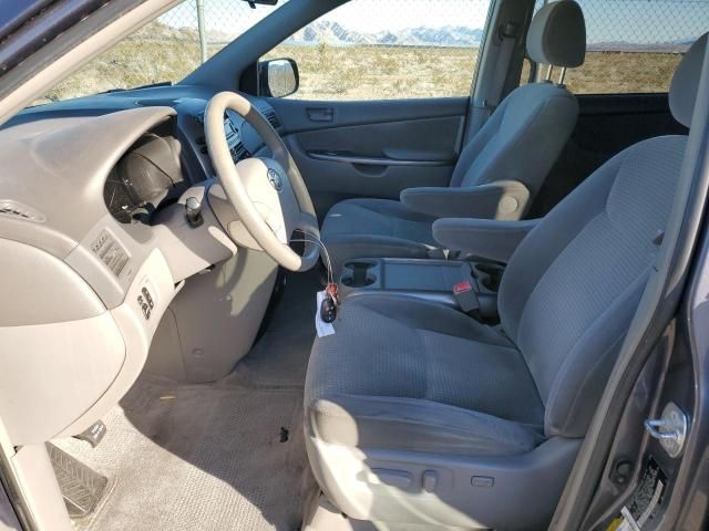 2006 Toyota Sienna CE