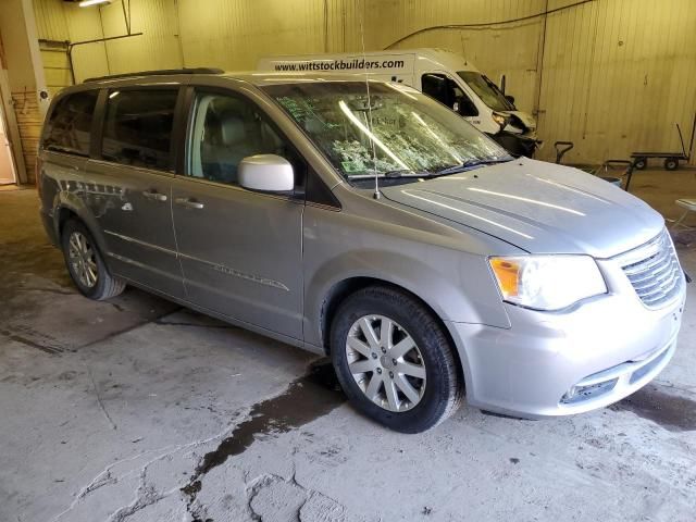 2013 Chrysler Town & Country Touring