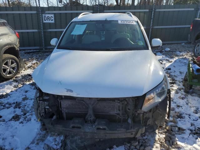 2014 Volkswagen Tiguan S