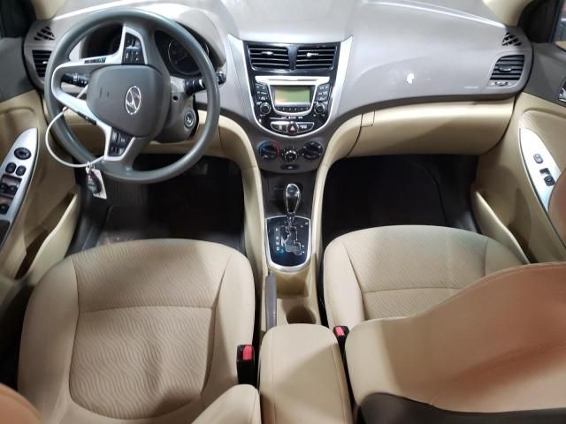 2013 Hyundai Accent GLS