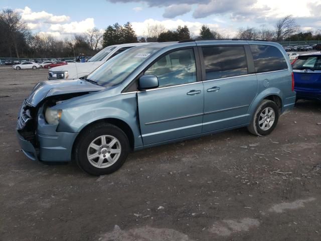 2010 Chrysler Town & Country Touring