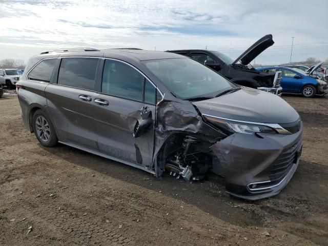 2023 Toyota Sienna XLE