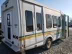 2009 Ford Econoline E450 Super Duty Cutaway Van