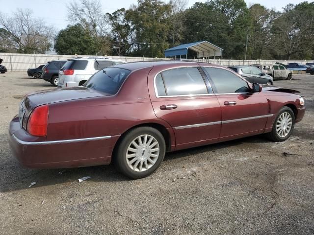 2003 Lincoln Town Car Executive