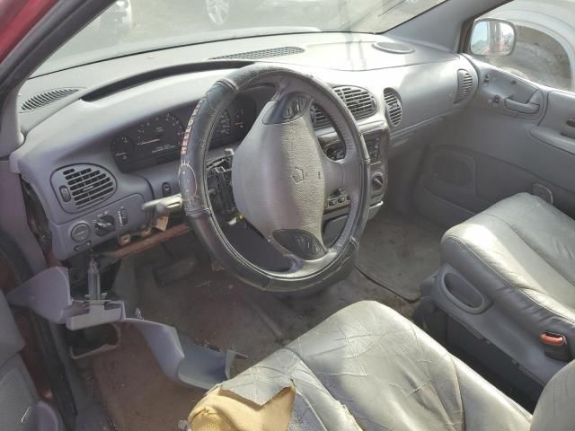 1997 Chrysler Town & Country LXI