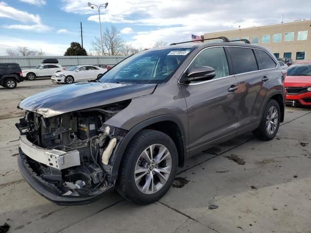 2016 Toyota Highlander LE