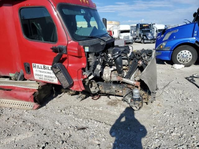 2018 Freightliner Cascadia 126