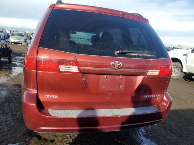 2005 Toyota Sienna CE