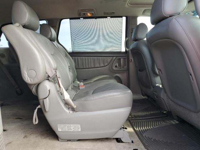 2008 Toyota Sienna XLE