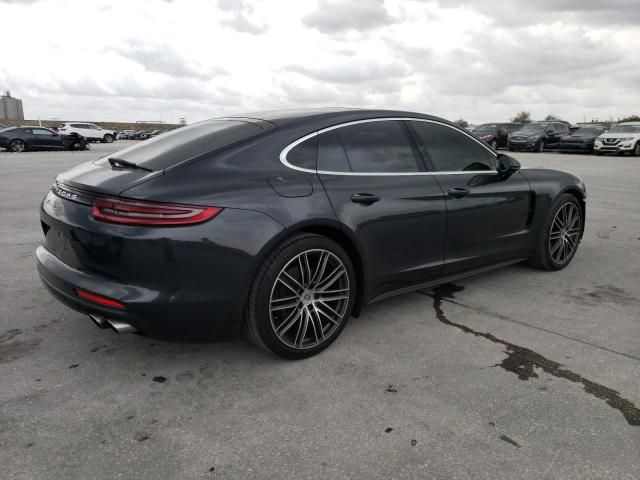 2018 Porsche Panamera 4S