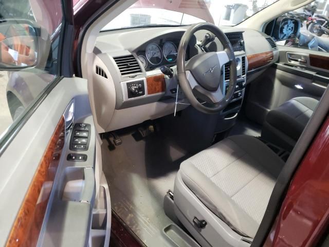 2009 Chrysler Town & Country Touring