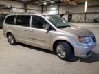 2015 Chrysler Town & Country Touring L