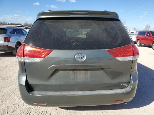 2011 Toyota Sienna LE