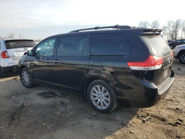 2013 Toyota Sienna XLE