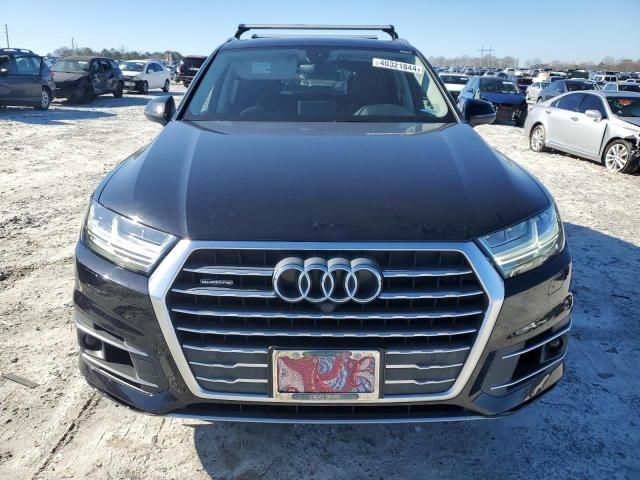 2018 Audi Q7 Premium Plus