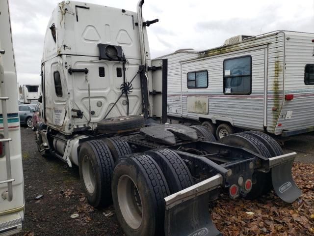 2016 Freightliner Cascadia 125