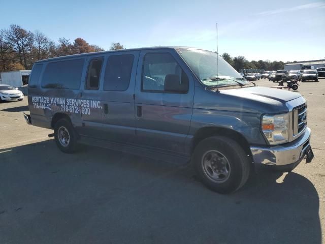 2013 Ford Econoline E350 Super Duty Wagon