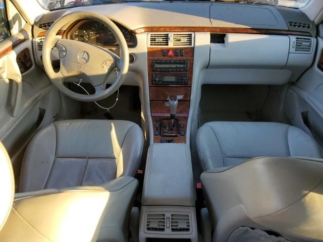 2000 Mercedes-Benz E 320