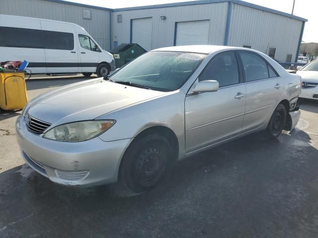 2005 Toyota Camry LE