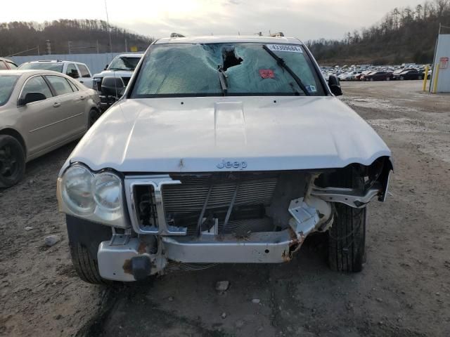 2005 Jeep Grand Cherokee Laredo