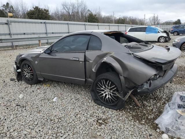 2004 Ford Mustang