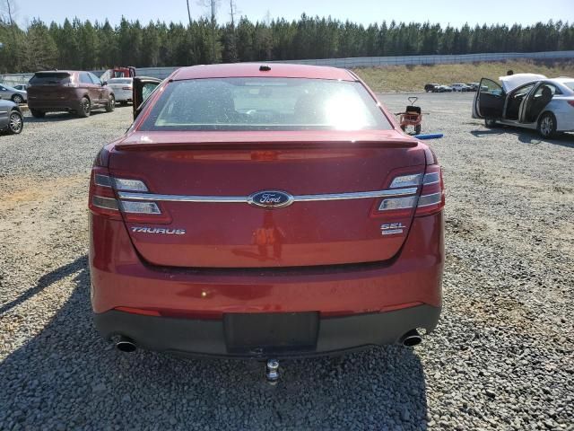 2015 Ford Taurus SEL