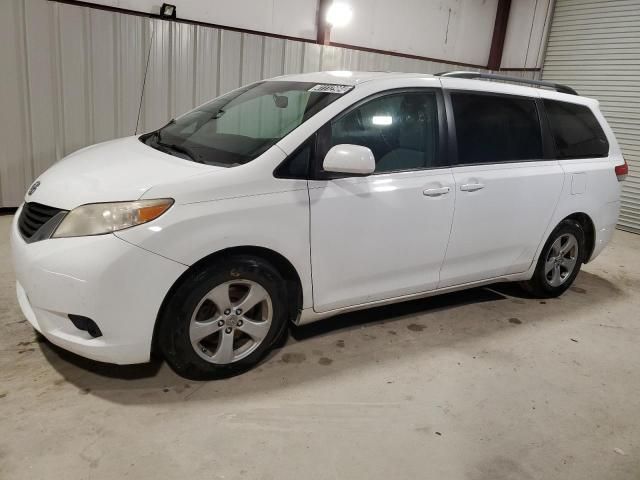 2012 Toyota Sienna LE