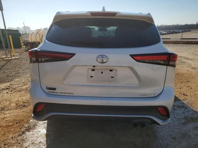 2021 Toyota Highlander XSE