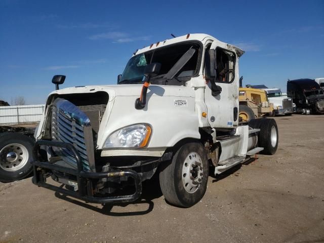 2014 Freightliner Cascadia 125