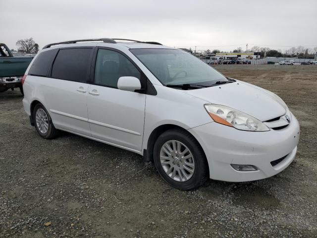 2008 Toyota Sienna XLE